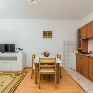  Apartment Karalic Kroatien